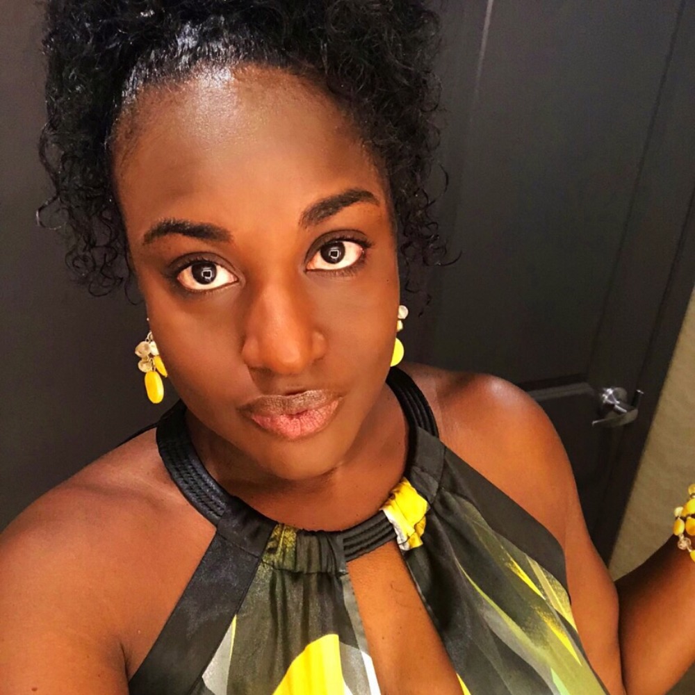 Meet your Posher, Crystal